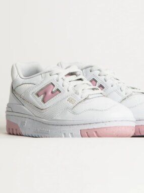 New Balance 550 Womens Size 6 White Pink Sneakers New With Box "FAST SHIPPING"
